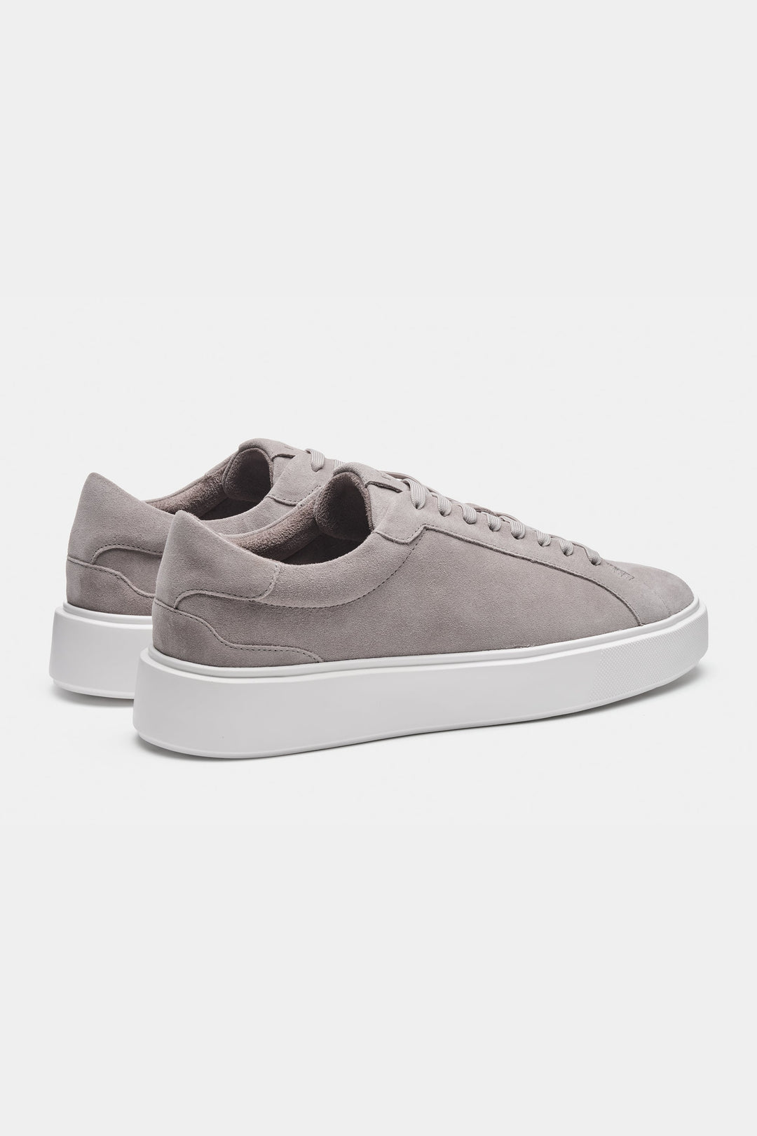 LA BASKET EN SUEDE CLASSIQUE