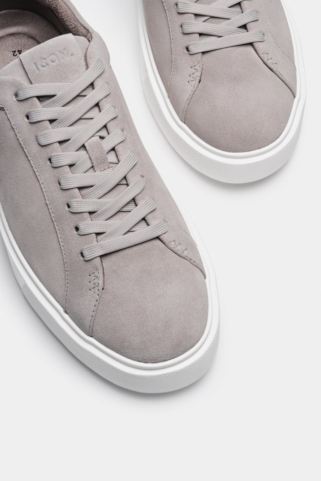 LA BASKET EN SUEDE CLASSIQUE